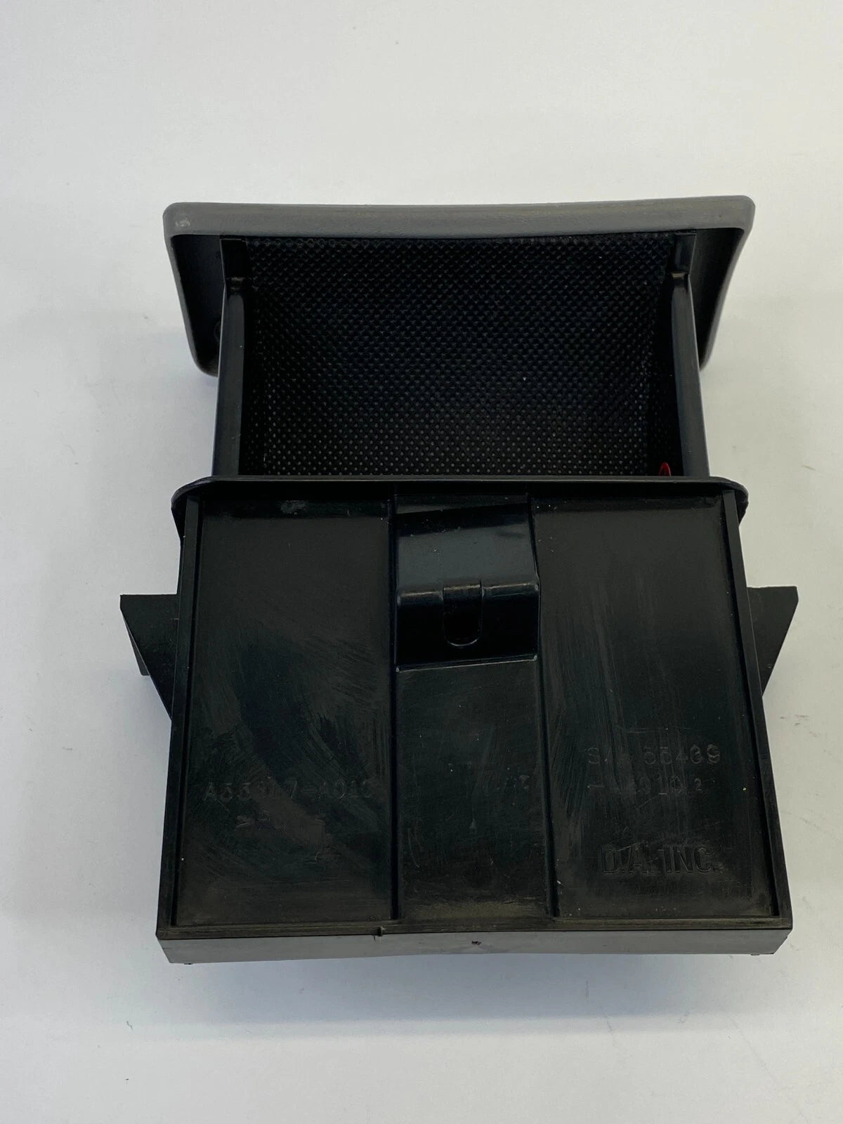 2002-2006 TOYOTA CAMRY CENTER CONSOLE ASHTRAY ASH TRAY COIN STORAGE A55B17-A010