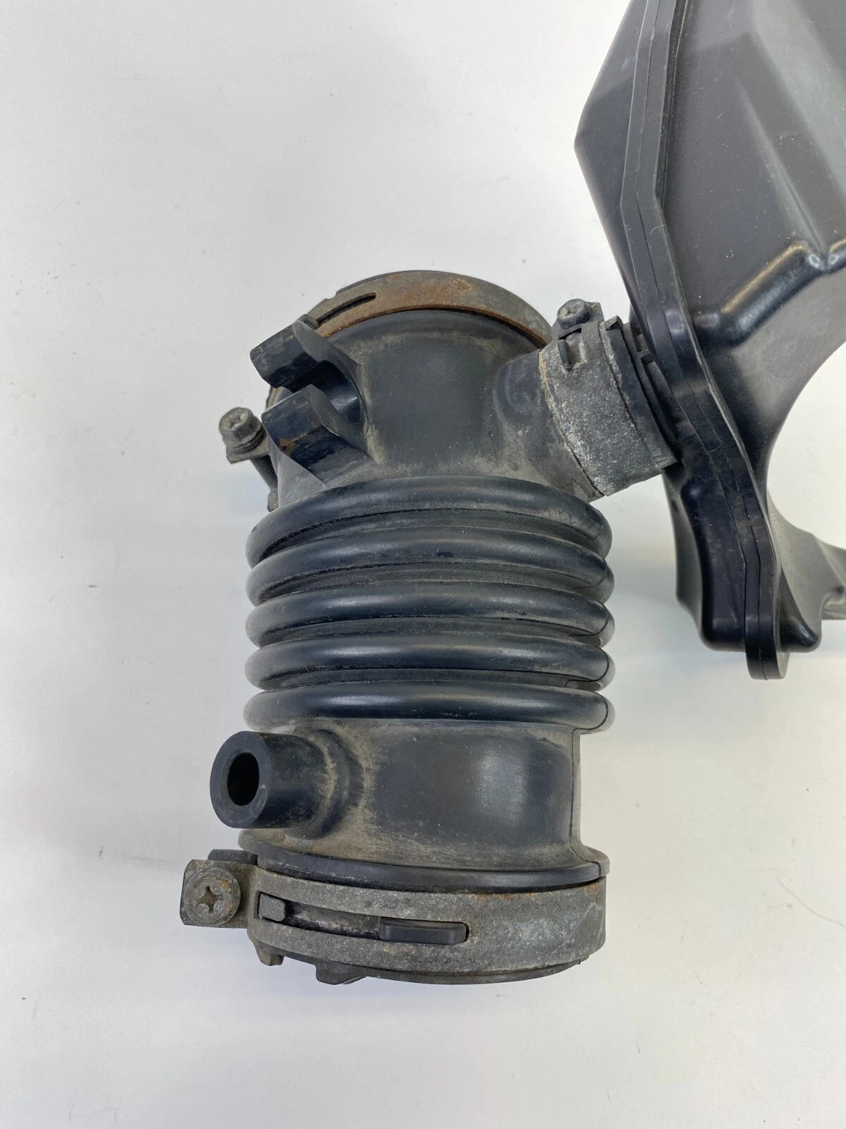 2012-2015 MAZDA 5 AIR INTAKE HOSE RESONATOR TUBE DUCT ASSEMBLY LF8J13195 OEM