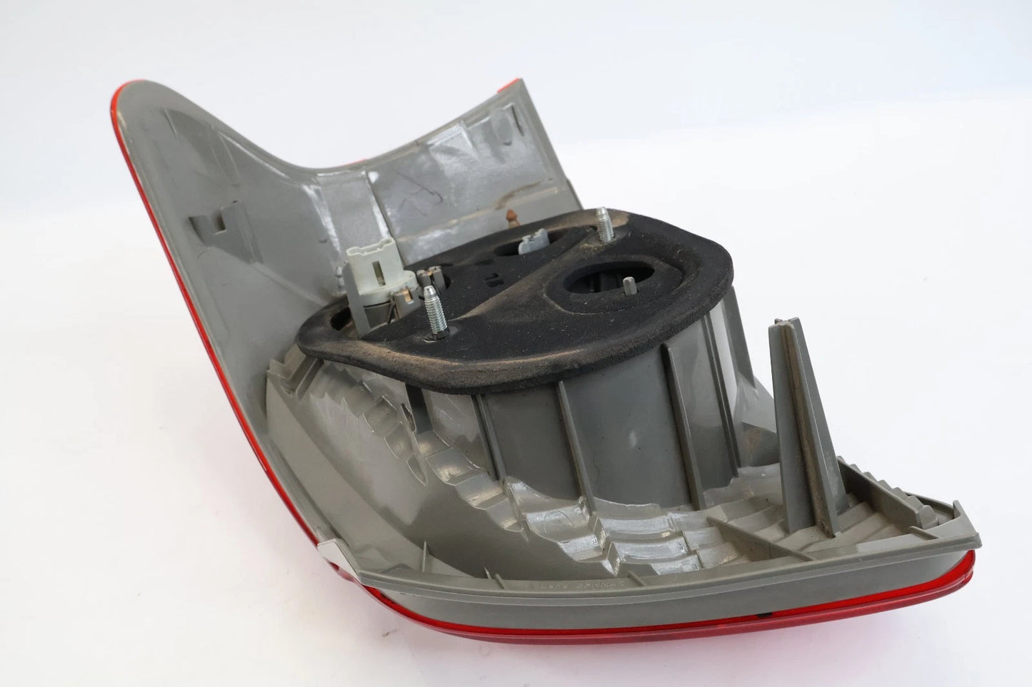 2007-2012 TOYOTA YARIS SEDAN LEFT DRIVER TAILLIGHT TAIL LIGHT LAMP HALOGEN