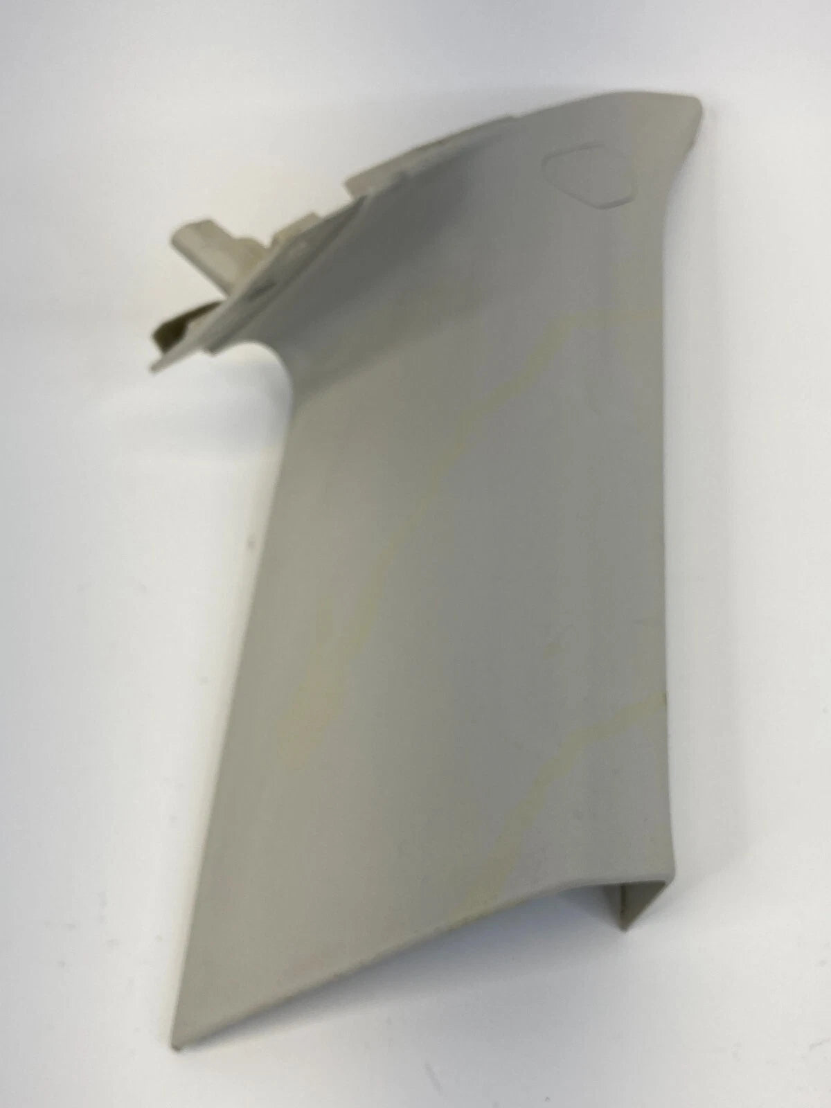 2012-2018 FORD FOCUS REAR LEFT UPPER C PILLAR COVER BEZEL TRIM OEM