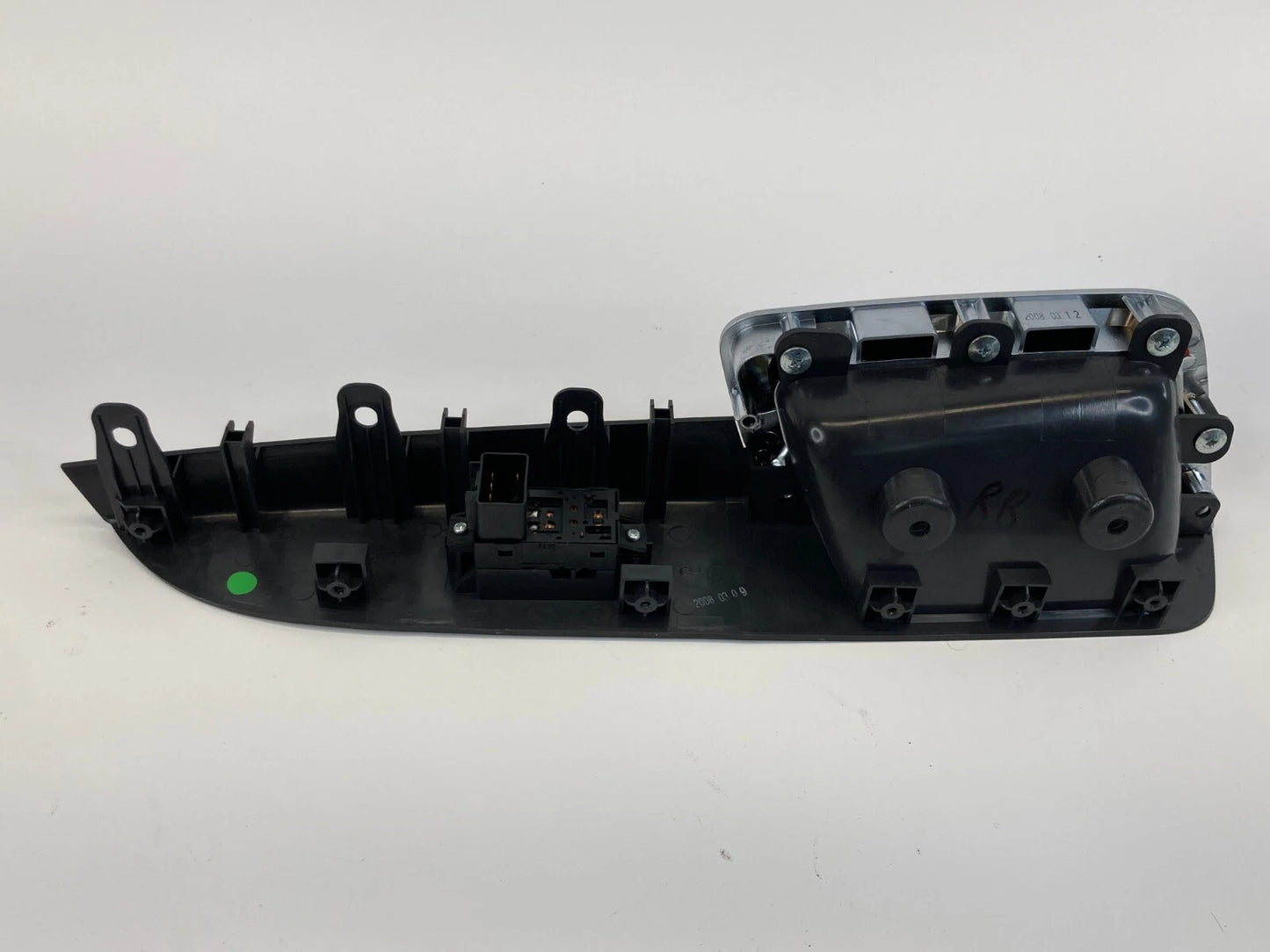 2008-2010 SATURN VUE REAR RIGHT DOOR WINDOW SWITCH BEZEL HANDLE TRIM OEM
