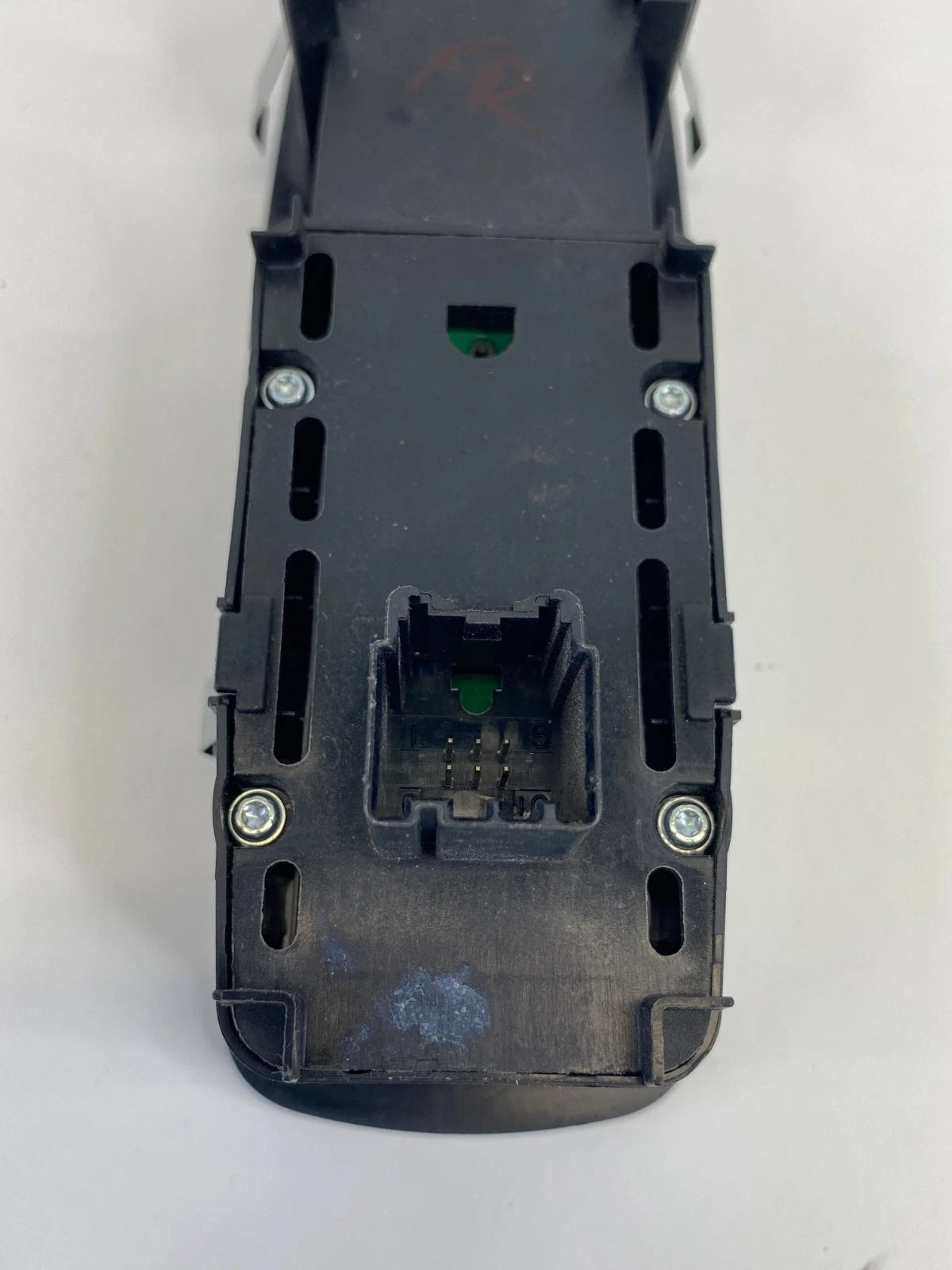 2009-2011 CHRYSLER TOWN & COUNTRY FRONT RIGHT DOOR POWER WINDOW SWITCH 04602544