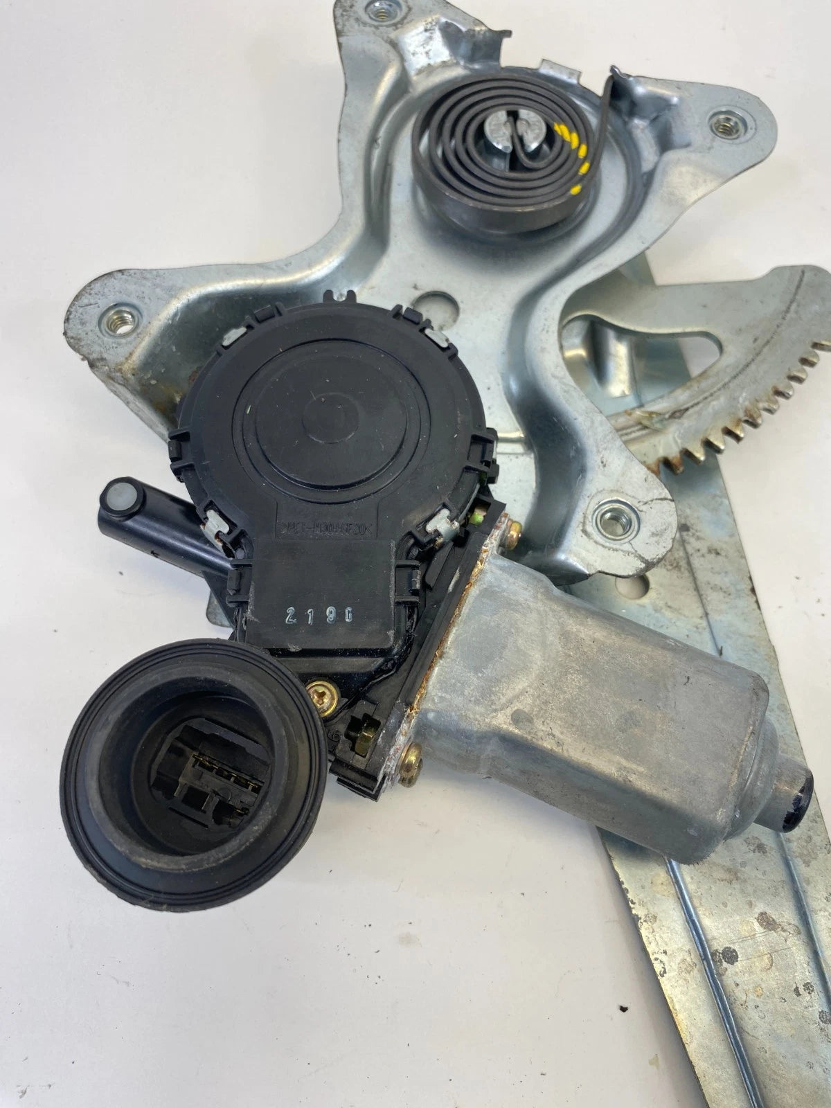 2002 03-06 Lexus ES300 ES330 Rear Right Side Power Window Motor 85720-33150 OEM