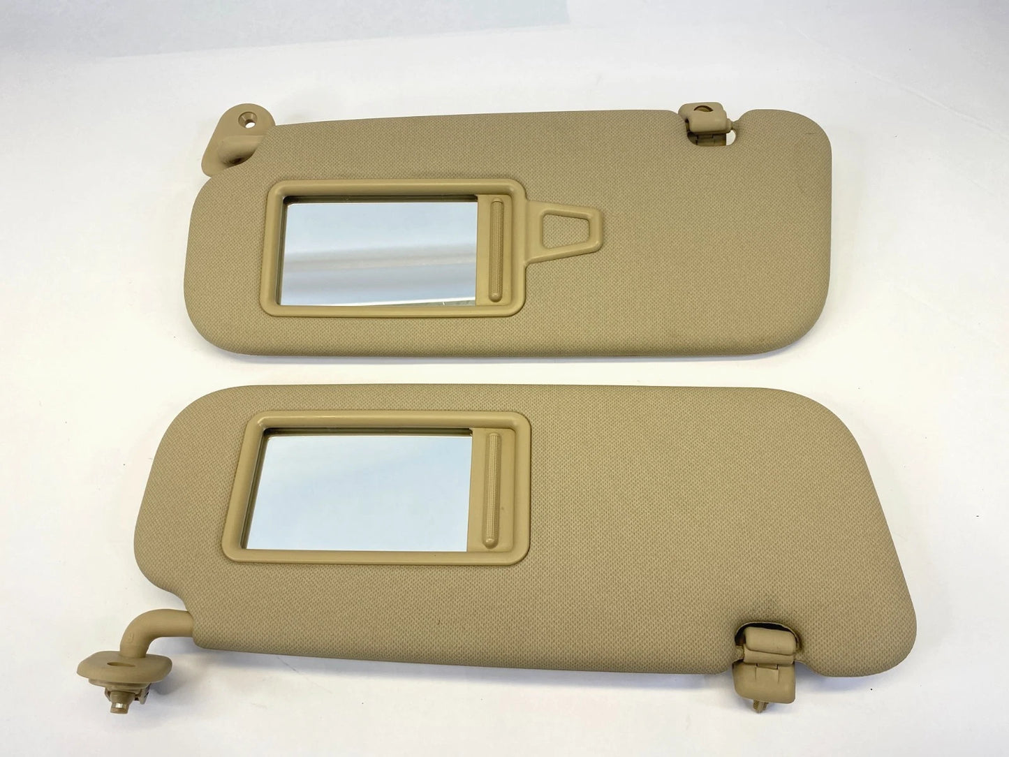 14-17 HYUNDAI ACCENT SUNVISOR SUN VISORS SHADE PAIR SET LH RH TAN W/ MIRROR OEM