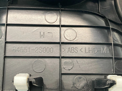 10-12 HYUNDAI TUCSON IX35 MANUAL TRANS CENTER CONSOLE SHIFTER CUP HOLDER BEZEL