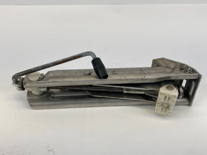 2003-2006 MERCEDES E500 EMERGENCY TIRE LIFTING JACK ASSEMBLY 2115830115 OEM