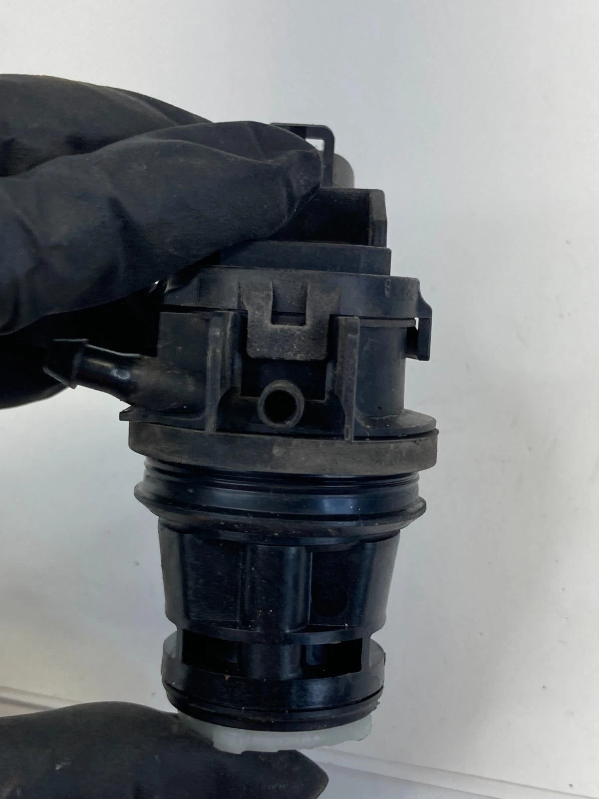 2004-2015 Toyota Prius Back Glass Windshield Washer Pump 85330-60180 OEM