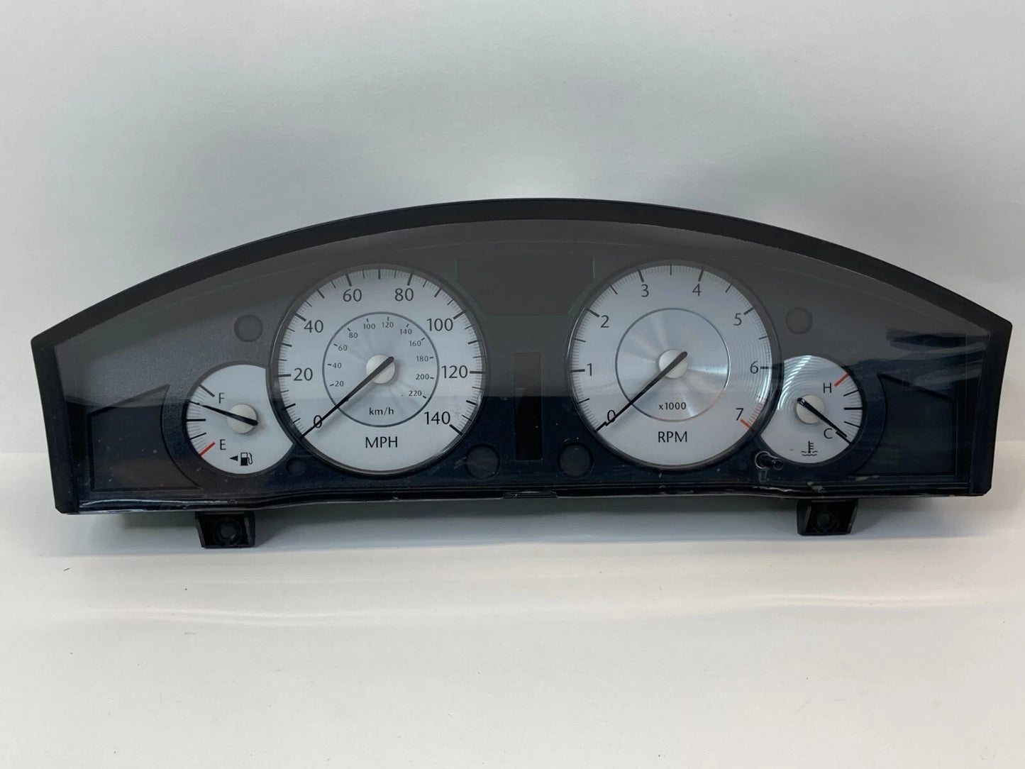 2008 CHYSLER 300 AT INSTRUMENT CLUSTER SPEEDOMETER GAUGES 178K MILES 05172105AF