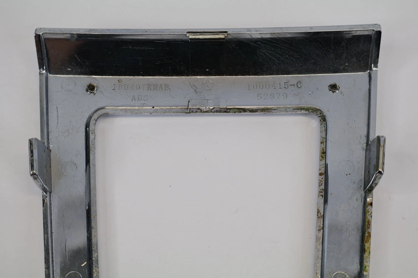 2008-2010 DODGE AVENGER CENTER CONSOLE SHIFTER BEZEL CHROME TRIM OEM 1BU40TRMAB