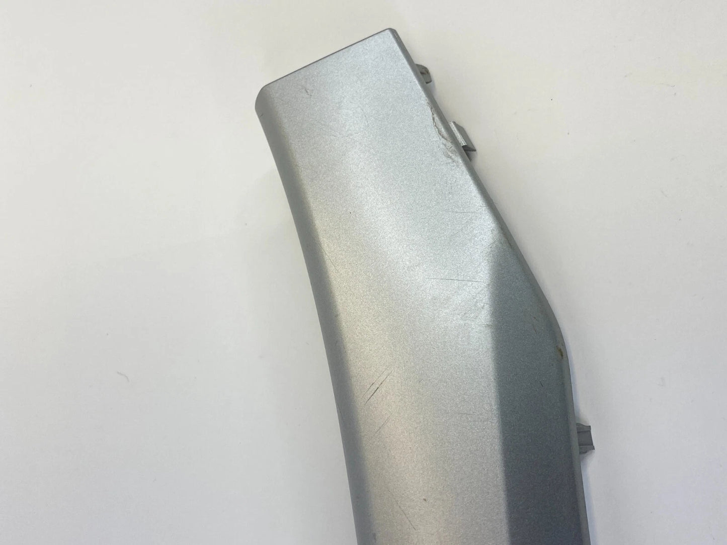10 11 TOYOTA PRIUS FRONT RIGHT INTERIOR DOOR PULL HANDLE TRIM COVER 74612-47010