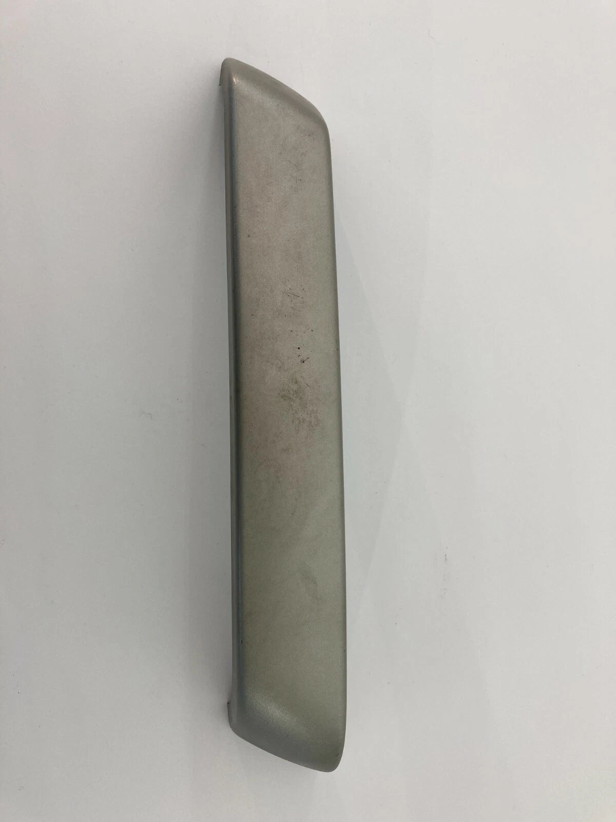 2004 2005 LAND ROVER FREELANDER FRONT RIGHT DOOR PULL HANDLE COVER OEM EJG500040