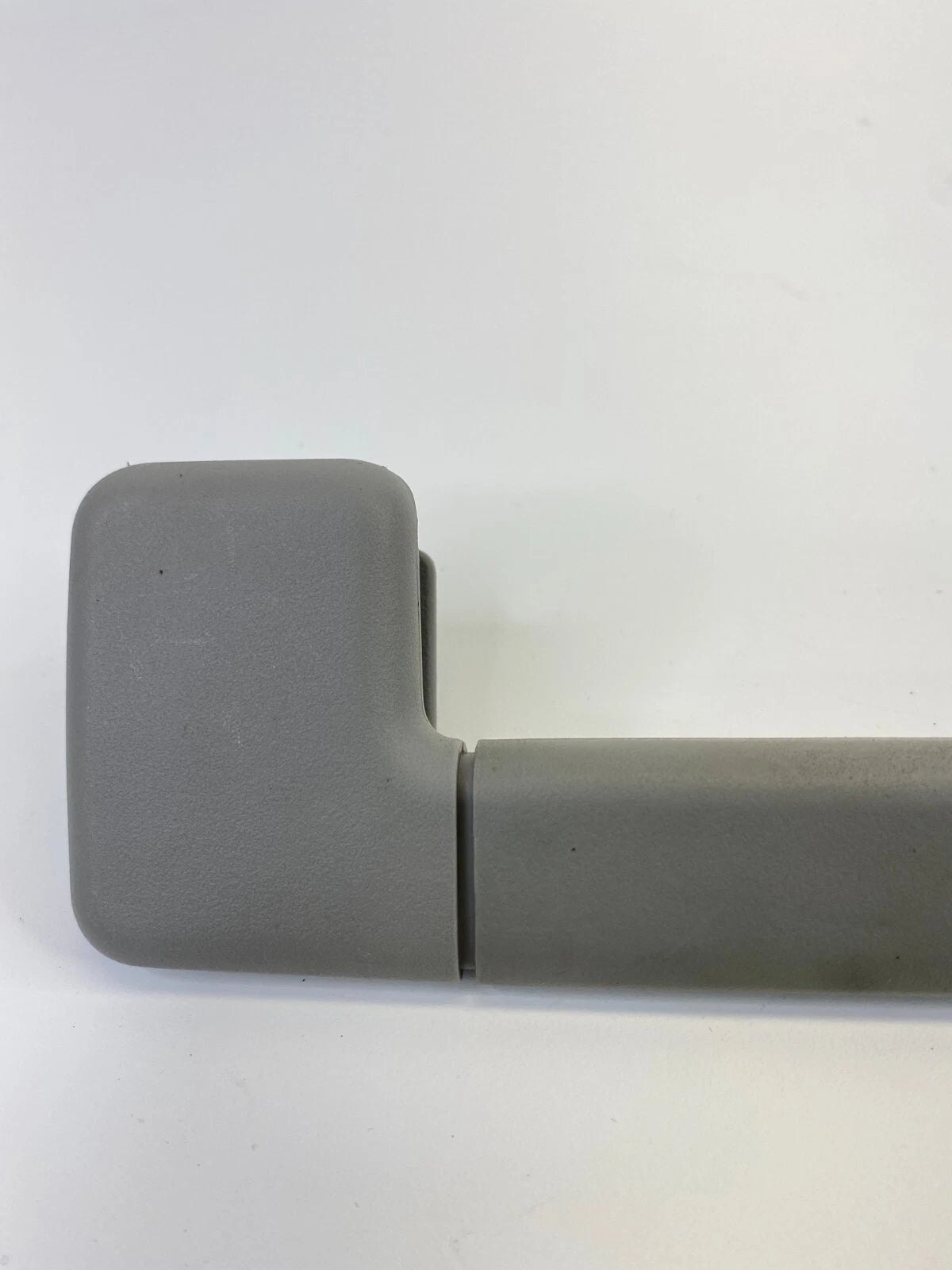 05-11 CADILLAC STS FRONT RIGHT PASSENGER SIDE INTERIOR ROOF GRAB GRAP HANDLE OEM