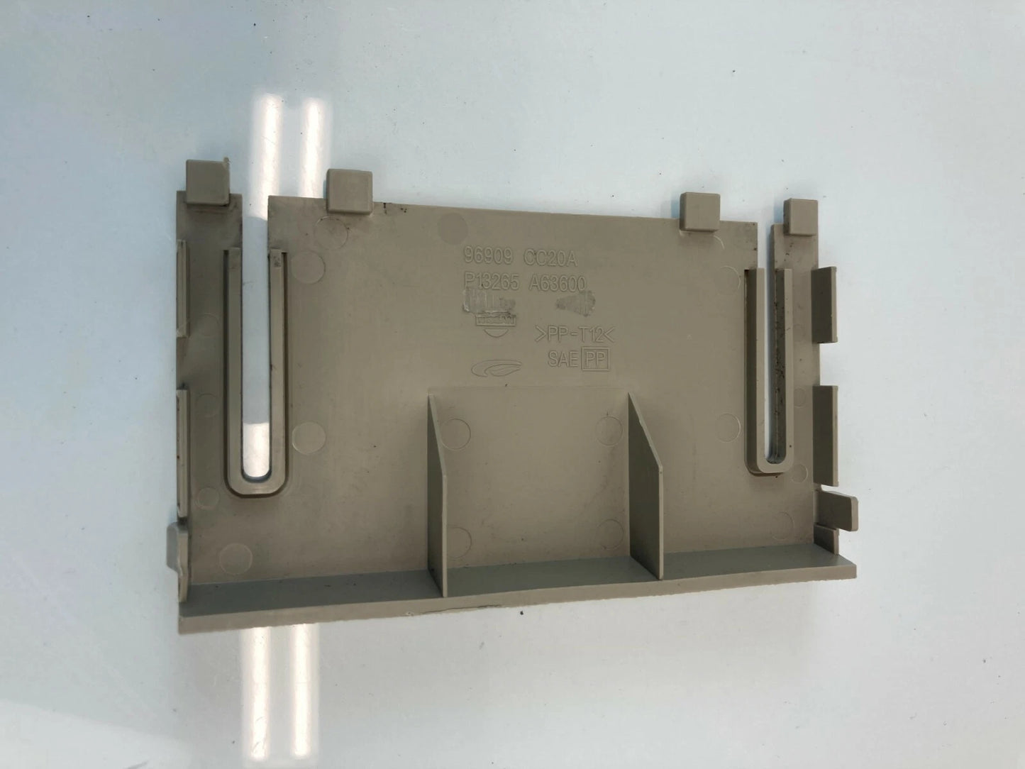 2006 2007 06 07 NISSAN MURANO REAR CENTER CONSOLE COVER TRIM PANEL ASSEMBLY OEM