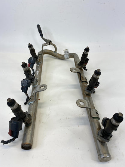2005-2008 Dodge Magnum 3.5L V6 A/T Engine Fuel Injection Rail W/ Injectors Assy