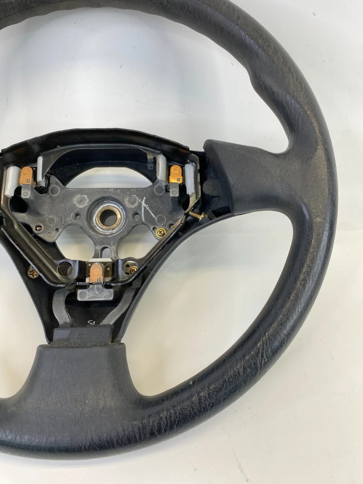 200 2004 2005 2006 2007 2008 Pontiac Vibe Steering Wheel OEM