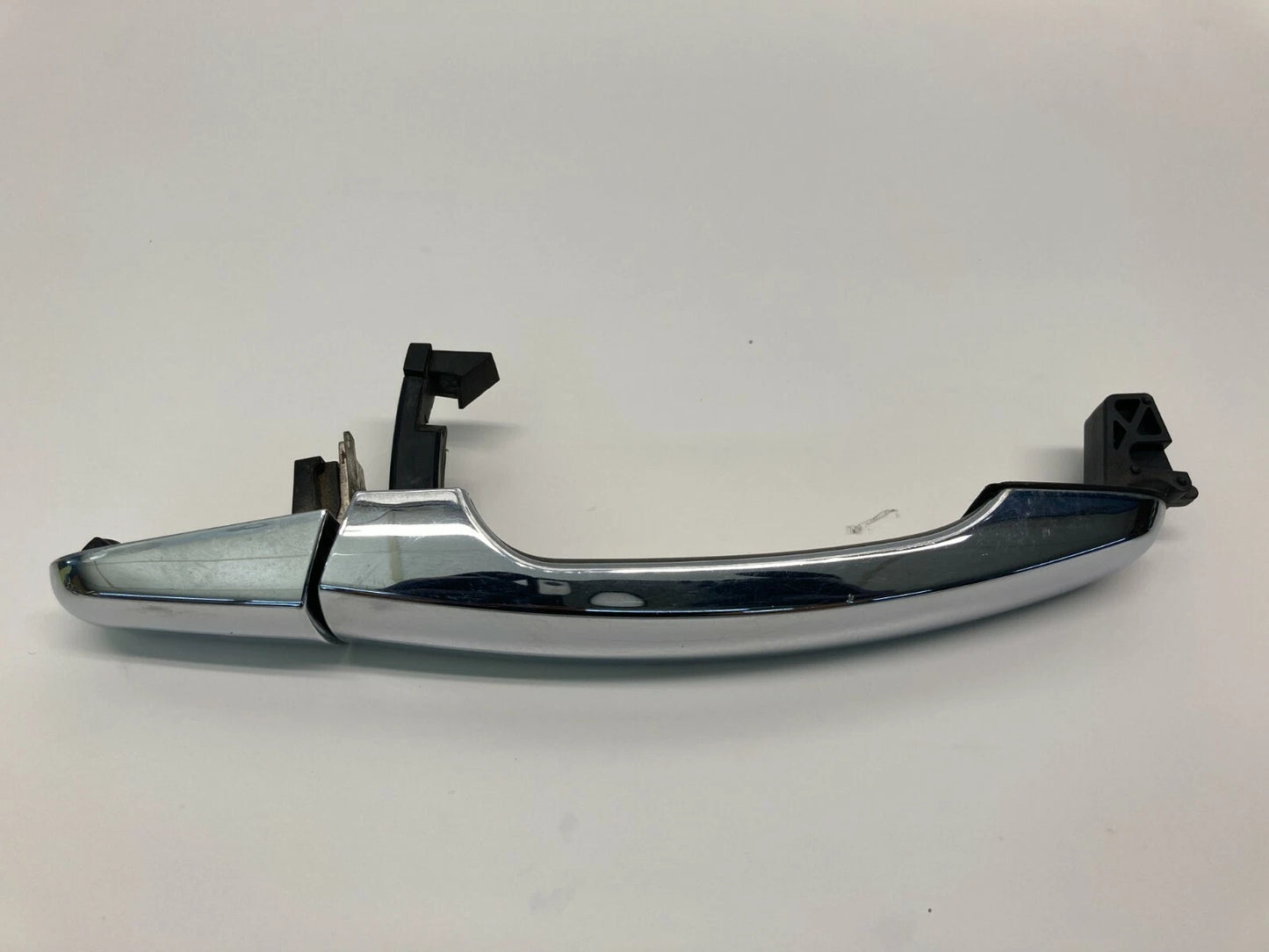 04-08 CHEVROLET EQUINOX 05-09 MALIBU REAR RIGHT PASSENGER EXTERIOR DOOR HANDLE