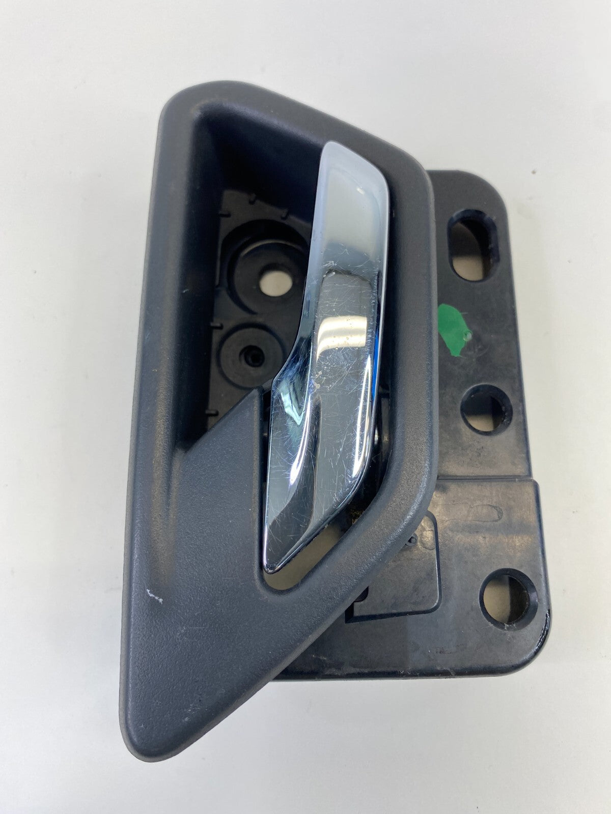 2009 2010 Dodge Journey Front Left Driver Side Inside Door Handle 962100-10