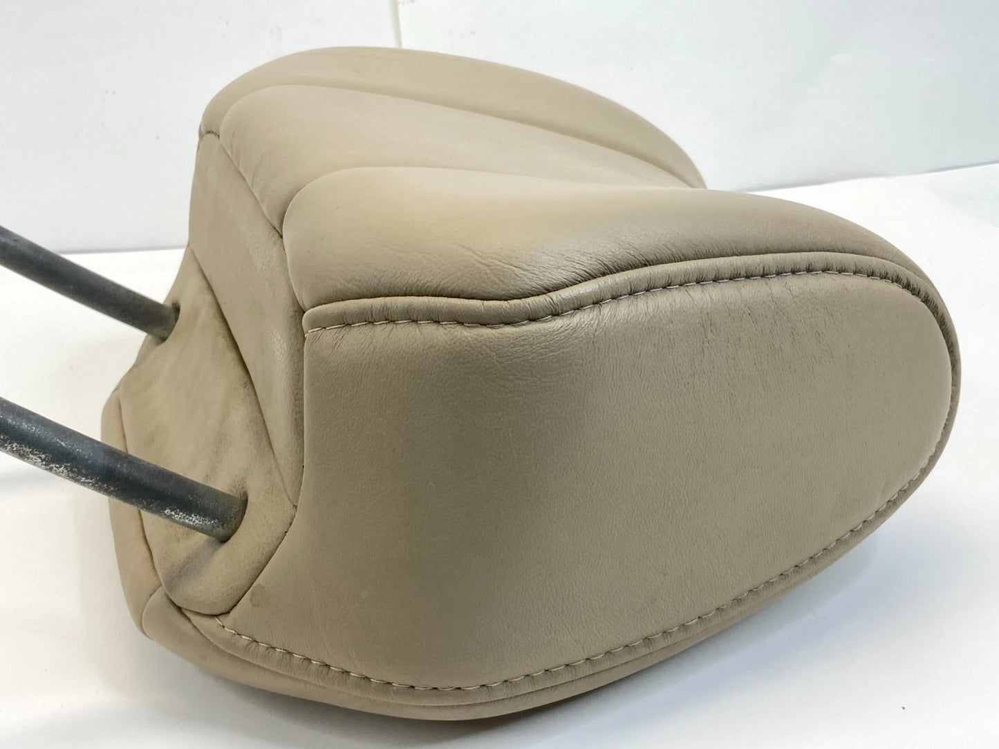 2010-2013 ACURA MDX FRONT HEADRESTS HEAD RESTS DRIVER PASSENGER OEM