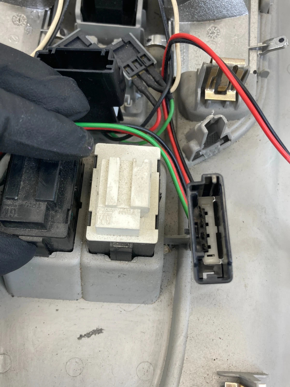 2010 2011 GMC Terrain w/Sunroof Overhead Console Dome Map Light Lamp 20901001