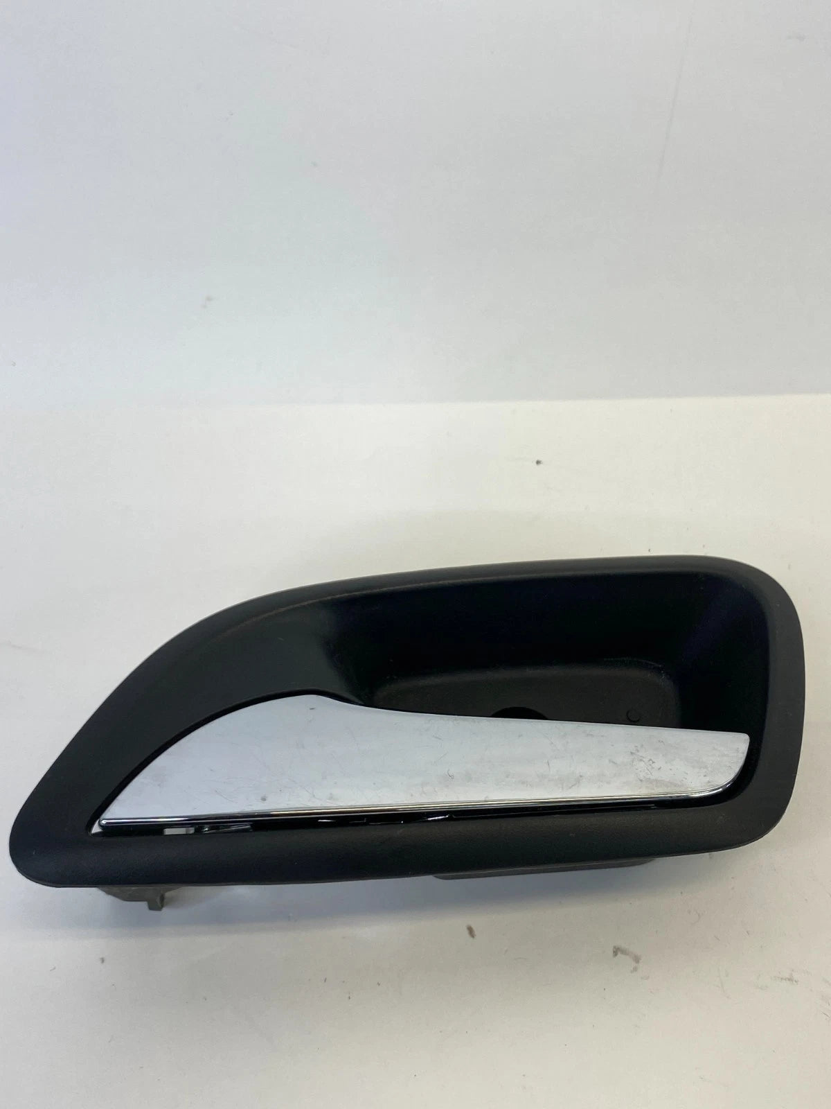 2011-2016 CHEVROLET CRUZE FRONT LEFT DRIVER SIDE INNER DOOR HANDLE 96845901 OEM