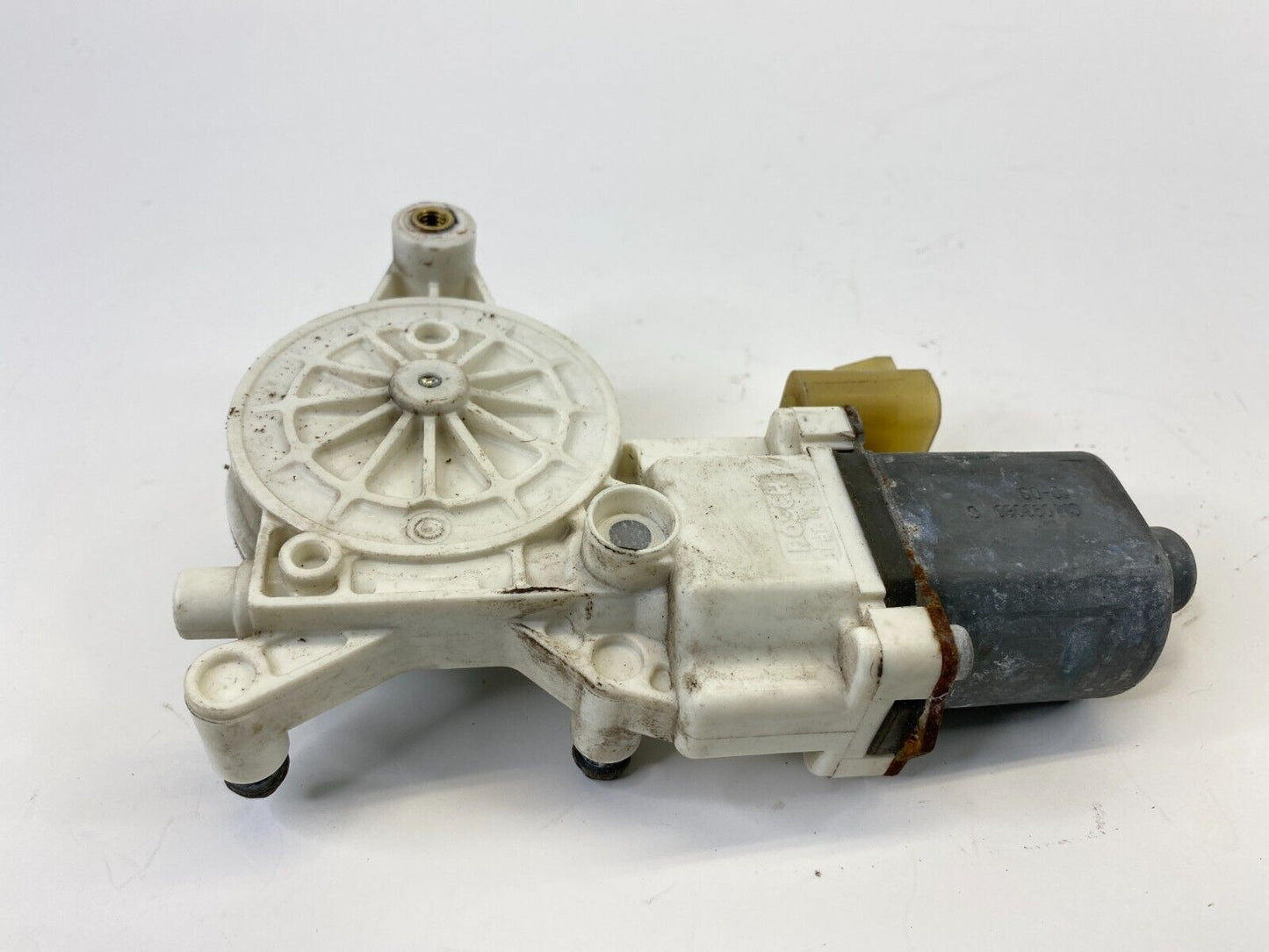 2002-2006 Avalanche 1500 2500 Front Right Pass Side Door Window Motor 0130822257