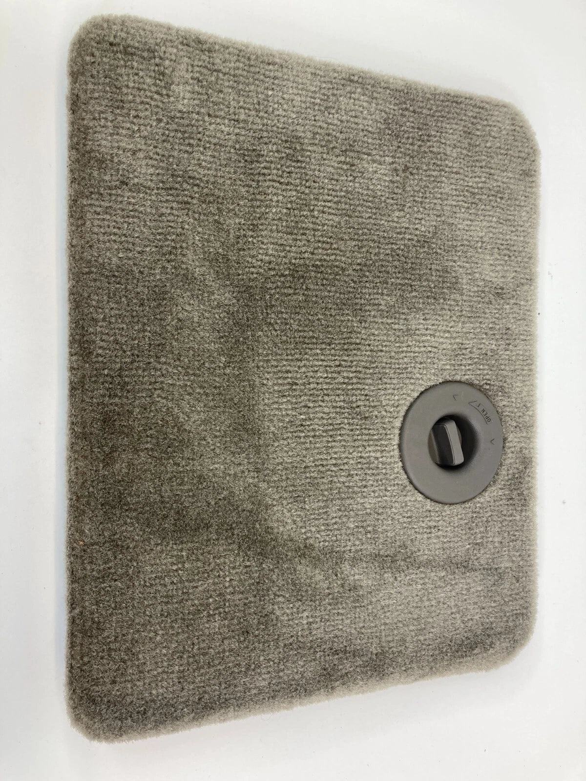 2006 TOYOTA TUNDRA SR5 TAN ACCESS CAB FLOOR STORAGE COMPARTMENT LID 584700C030