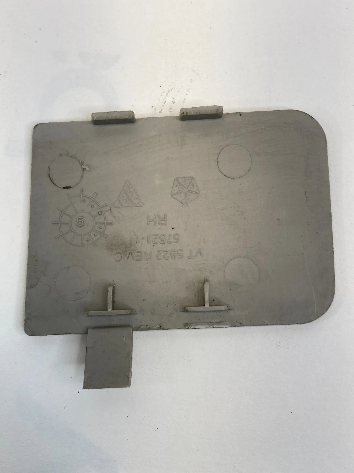 05-07 JEEP GRAND CHEROKEE INTERIOR RIGHT PASSENGER COVER CAP TRIM VT5822 57521