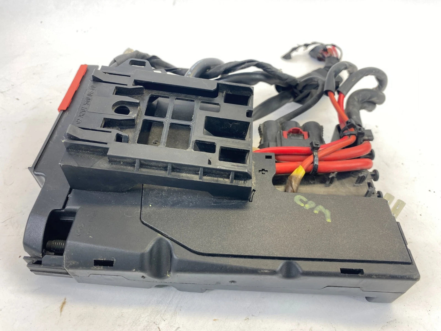 2010-2012 MERCEDES-BENZ GLK350 POSITIVE BATTERY TERMINAL JUNCTION A207-540-06-40