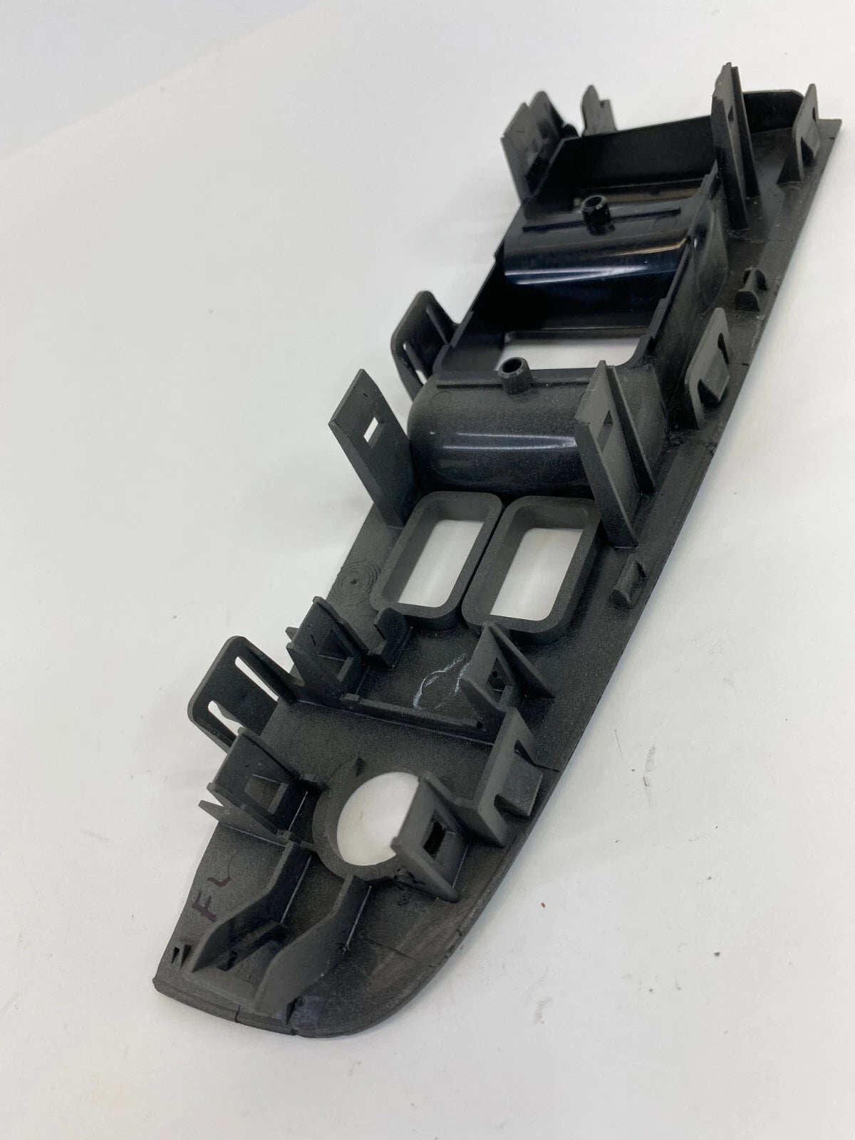 07-11 NISSAN ALTIMA SEDAN FRONT LEFT SIDE DOOR MASTER WINDOW SWITCH BEZEL OEM