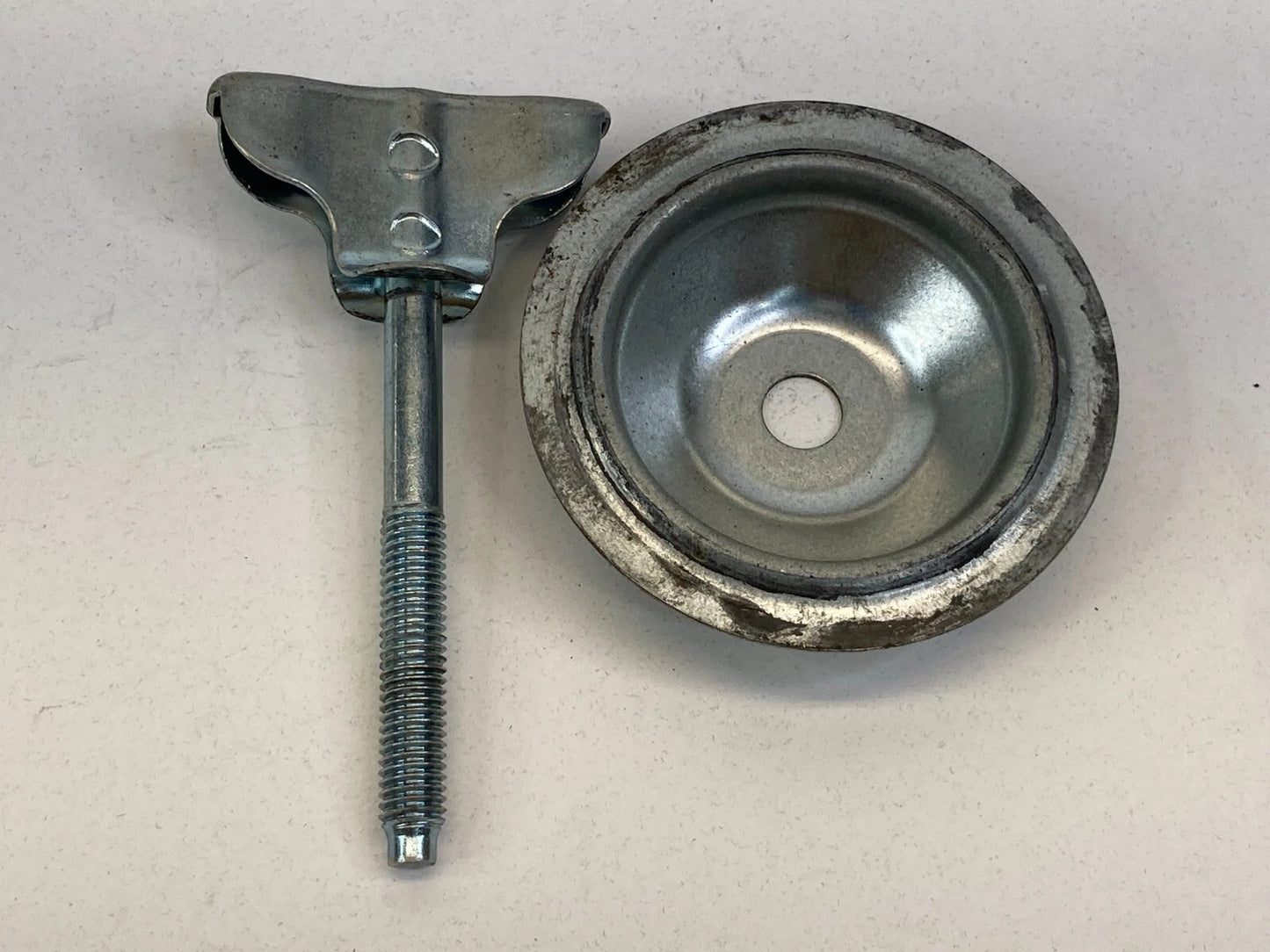 2000-2004 SUBARU OUTBACK SPARE TIRE HOLD DOWN HOLDER WING NUT TIE OEM