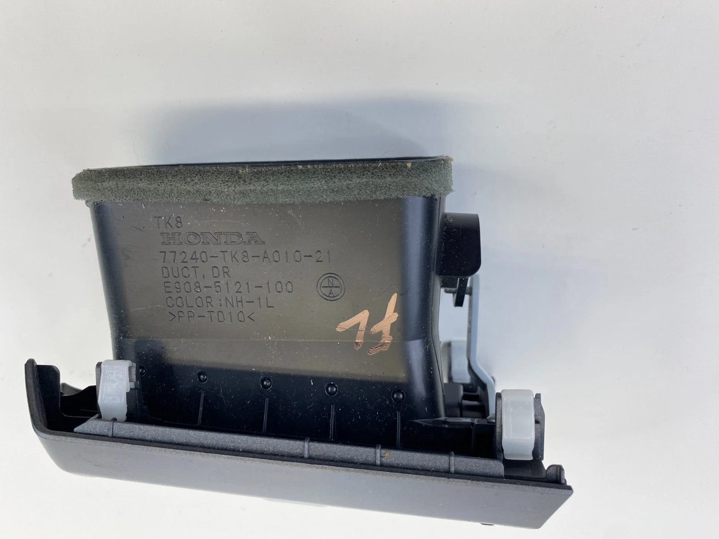 2011-2013 HONDA ODYSSEY DASH LEFT DRIVER A/C AIR VENT OUTLET DUCT 77240-TK8-A010