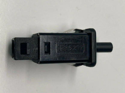 2002-2005 BMW 7-SERIES 745I 745LI GLOVE BOX POSITION SENSOR LIGHT SWITCH 1388277