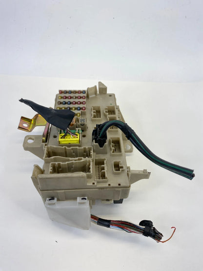2002 2003 Lexus ES300 Inner Dash Fuse Box Relay Junction Block Cabin 8273033040A