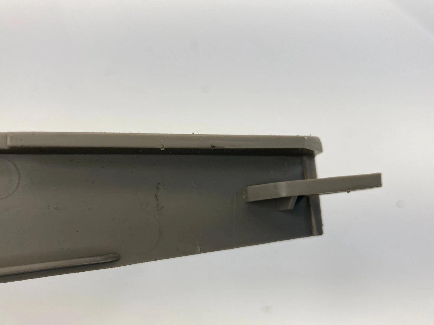 2008 09 10 2011 FORD FOCUS FRONT LEFT SIDE DOOR PILLAR COVER TRIM BEZEL OEM