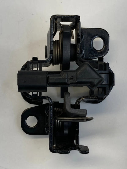 2006-2011 MERCEDES BENZ CLS500 RIGHT SIDE HOOD LOCK LATCH STRIKER 2198800060 OEM