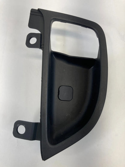 11-16 HYUNDAI ELANTRA FRONT RIGHT INTERIOR DOOR HANDLE BEZEL COVER 82621-MD000