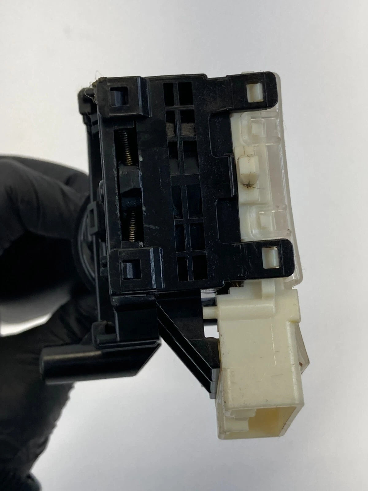 2003-2008 TOYOTA COROLLA MATRIX HEADLIGHT TURN SIGNAL CONTROL SWITCH OEM 173744
