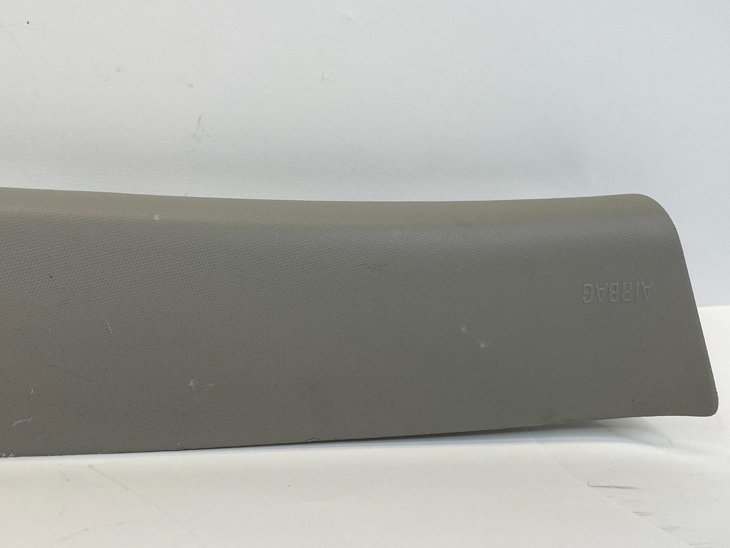 2011-2016 Chevy Cruze Front Left Windshield Pillar Trim Cover Tweeter 95470393