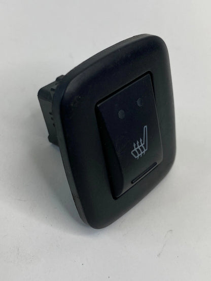 08-10 CHRYSLER TOWN & COUNTRY REAR RIGHT SEAT HEATED CONTROL SWITCH 1FB120X9AB