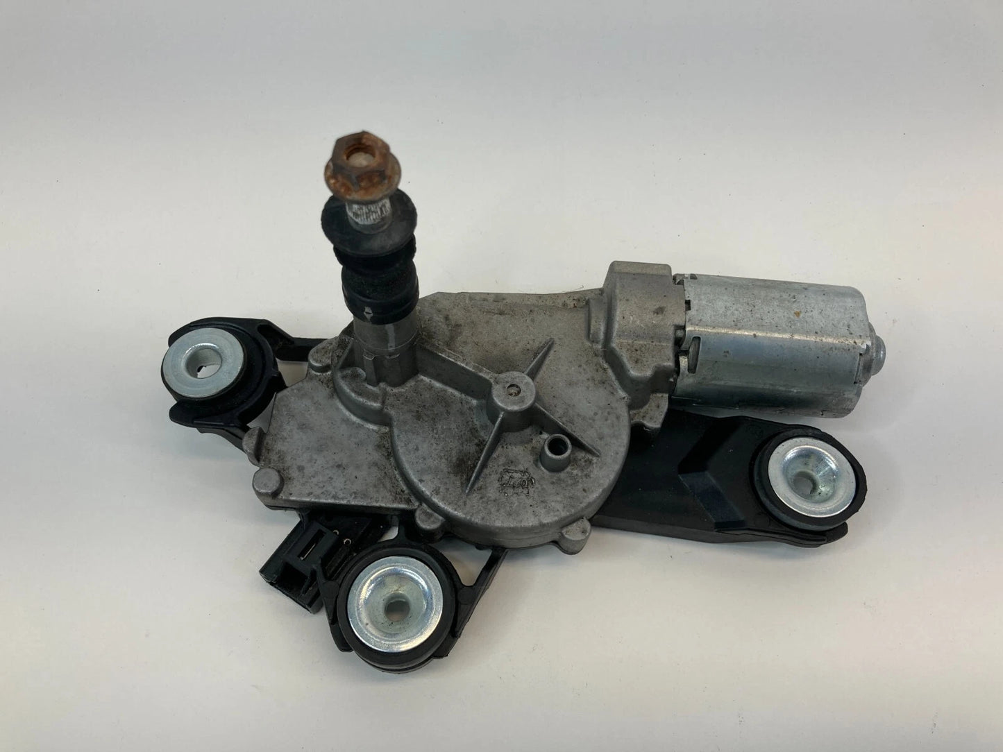 2004-2009 MAZDA 3 HATCHBACK REAR WINDSHIELD WIPER MOTOR ASSEMBLY BP4K67450 OEM