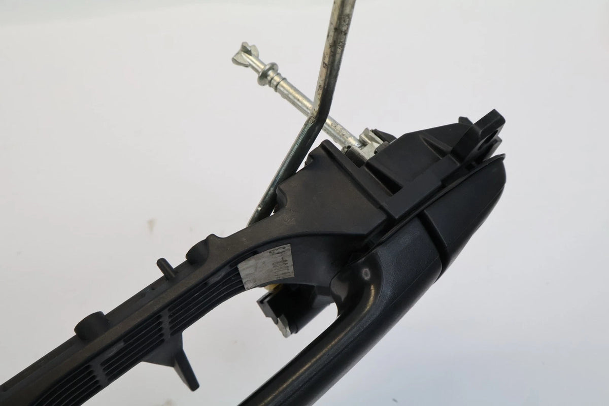 2005-2010 TOYOTA TACOMA 2-DR FR RH PASSENGER SIDE EXTERIOR DOOR HANDLE BLACK OEM