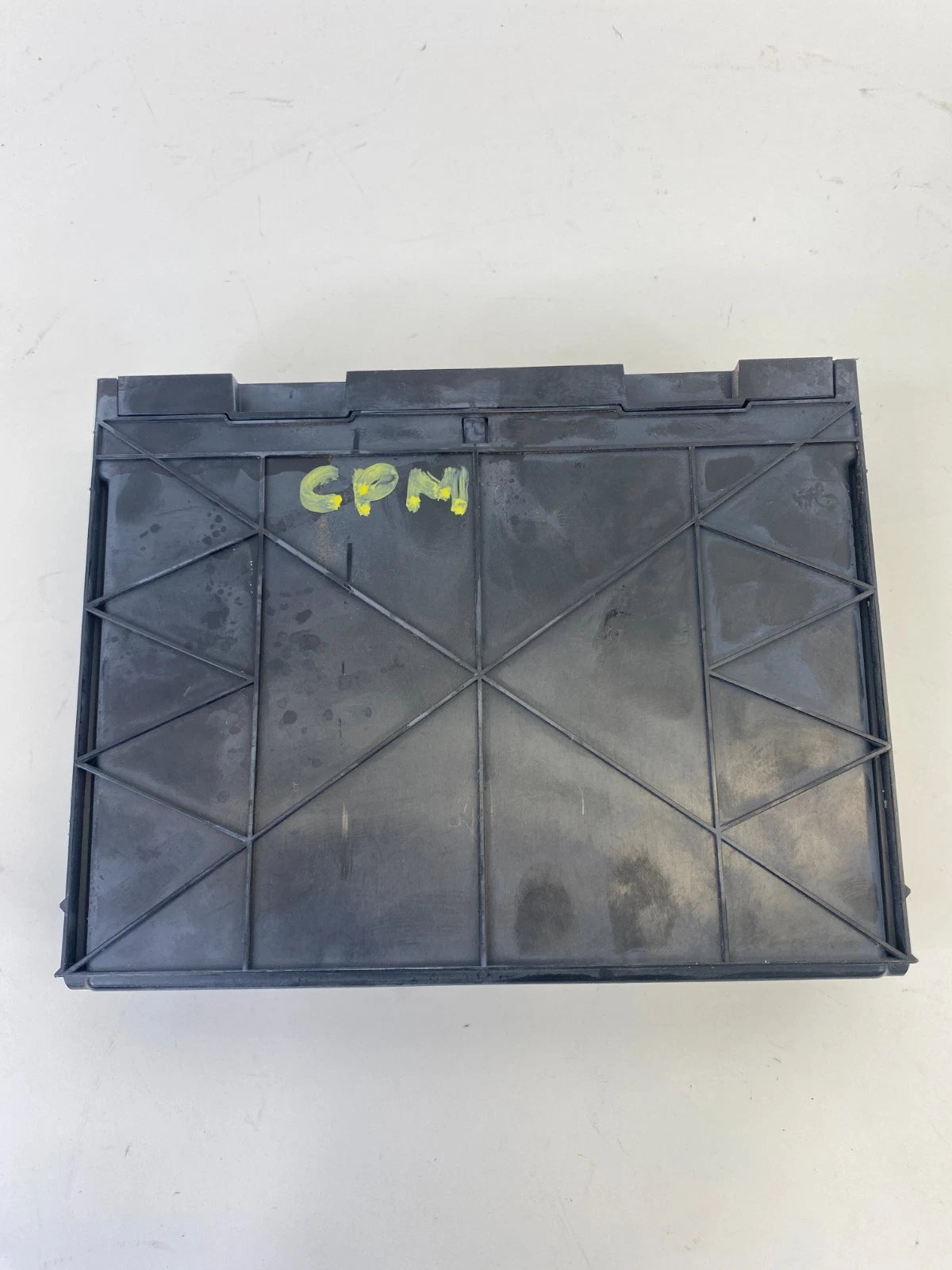 2011 LACROSSE SRX EQUINOX TERRAIN BODY CONTROL MODULE UNIT BCM 13579004