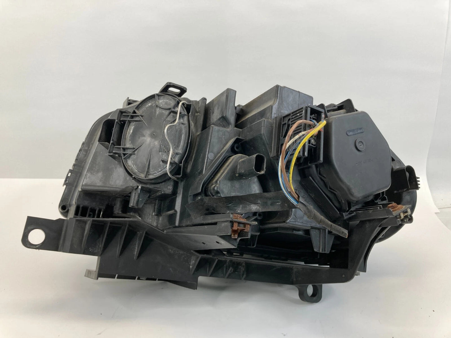 2004-2006 BMW X3 FRONT RIGHT PASSENGER HEADLIGHT HEADLAMP LAMP HALOGEN OEM