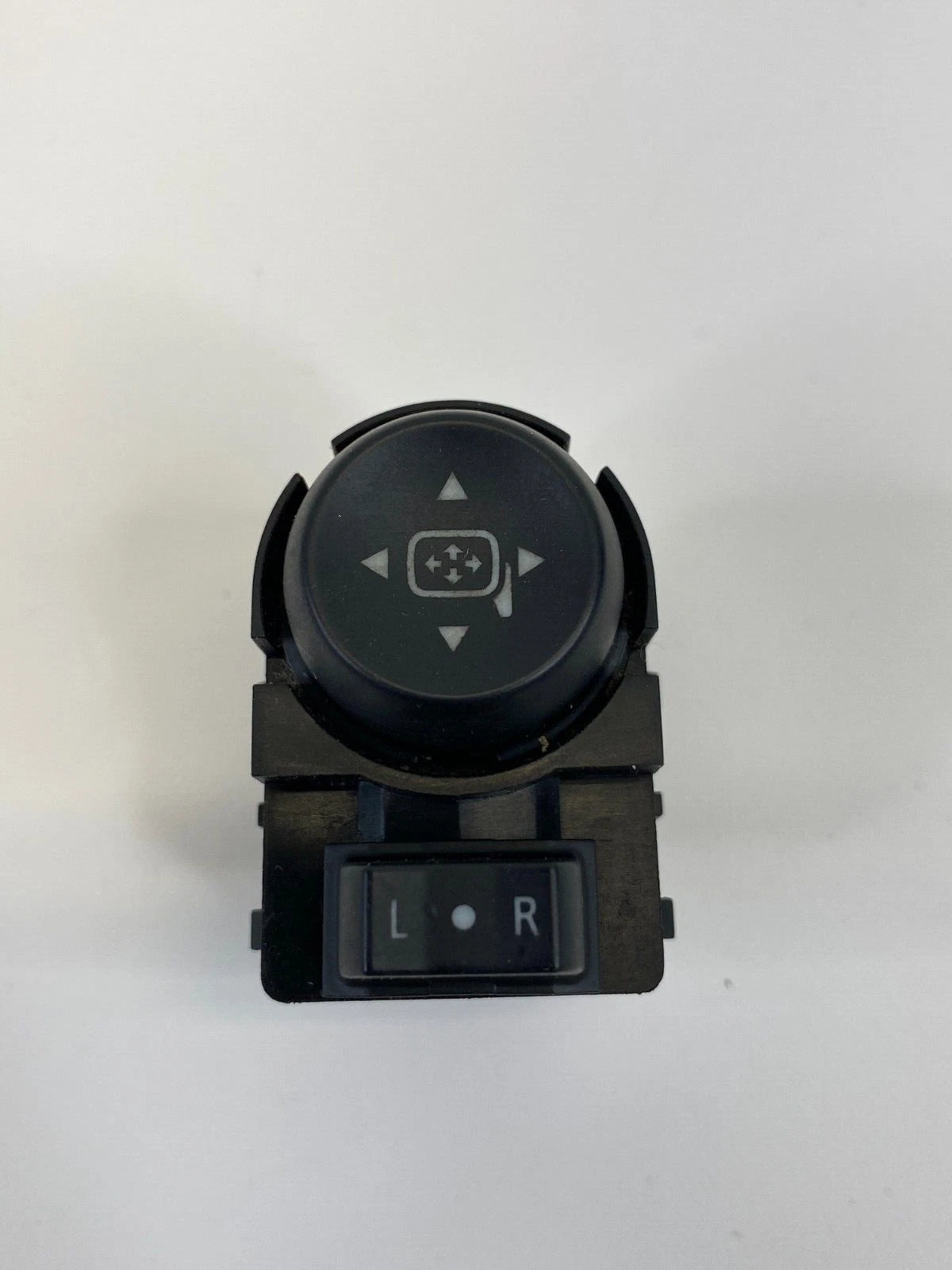 2010-2017 GMC TERRAIN FRONT LEFT SIDE VIEW POWER MIRROR REGULATOR SWITCH ASSY