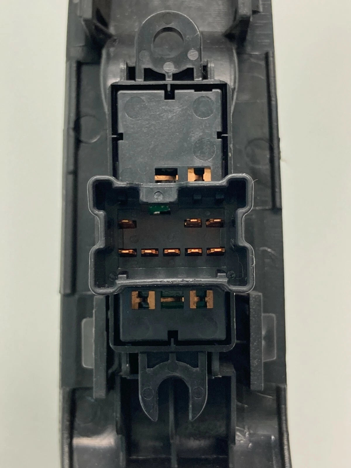 02 03 04 NISSAN ALTIMA REAR LEFT SIDE POWER WINDOW SWITCH 25421-8J005 OEM