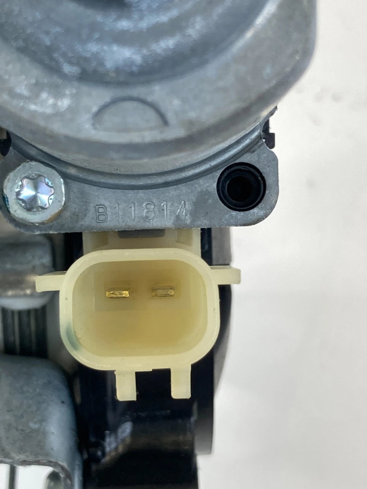 12-17 CHEVROLET EQUINOX REAR LEFT DOOR WINDOW REGULATOR W/MOTOR 98820-J305 OEM