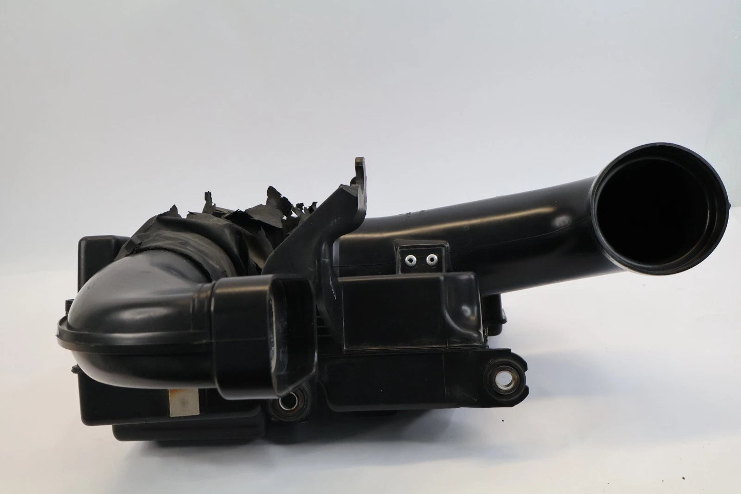 12-17 HYUNDAI ACCENT 1.6L AIR CLEANER INLET HOSE TUBE RESONATOR 28190-1R000 OEM