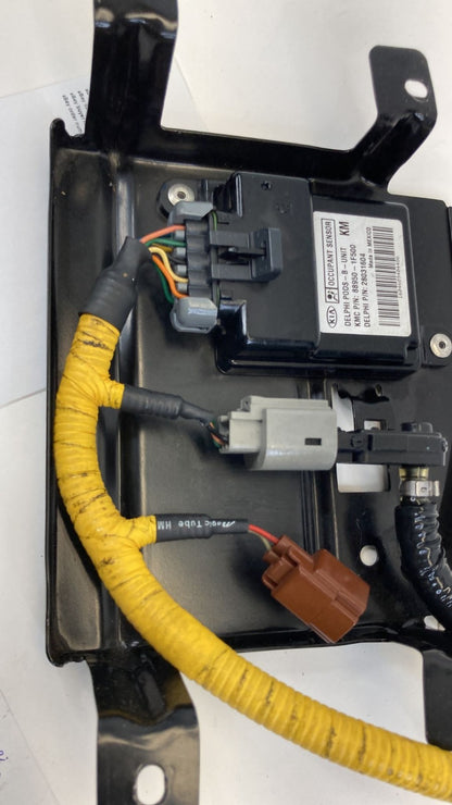 2007 Kia Sportage Front Right Passenger Seat Occupant Sensor Module 88950-1F500