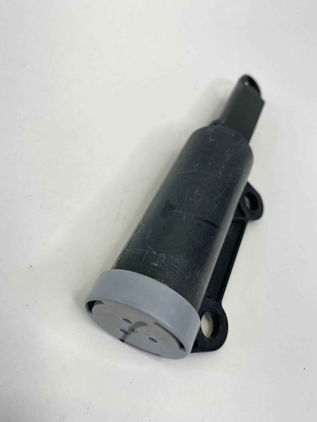 2011-2014 HYUNDAI SONATA GLOVE BOX INNER AIR DAMPER SUPPORT OEM