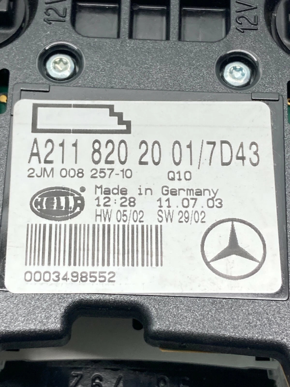 03-06 MERCEDES-BENZ E320 REAR OVERHEAD DOME READING MAP LIGHT LAMP 2118202001